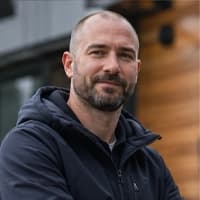 Professional using BotSEO